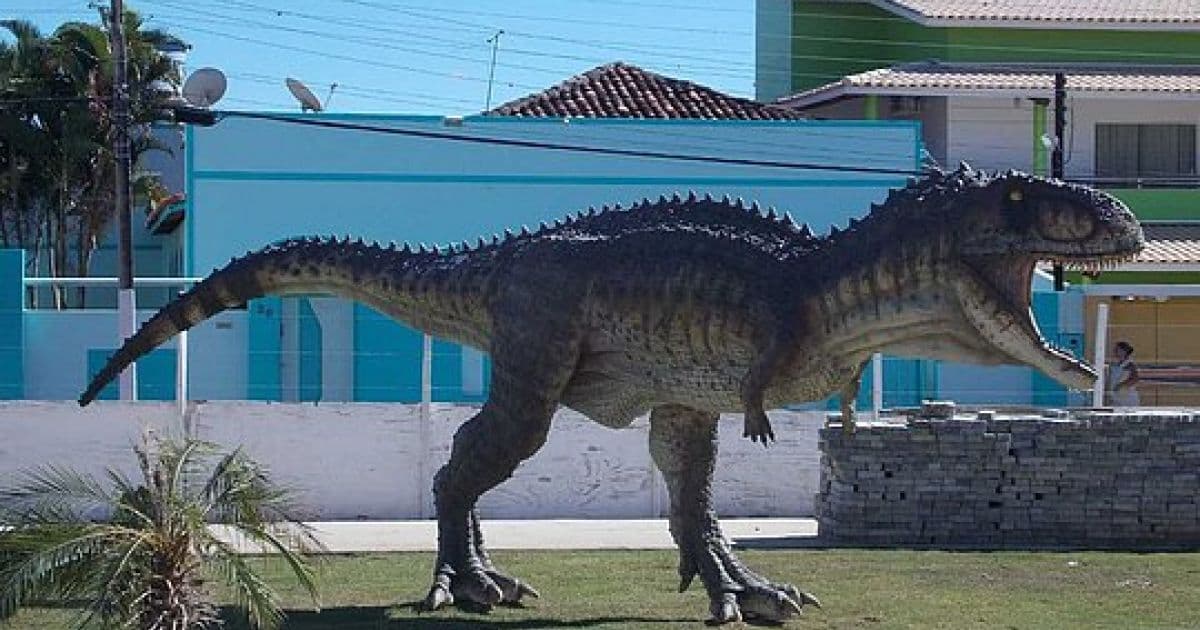 'Dinovale': Santa Inês terá mais seis réplicas de dinossauros instaladas nas ruas