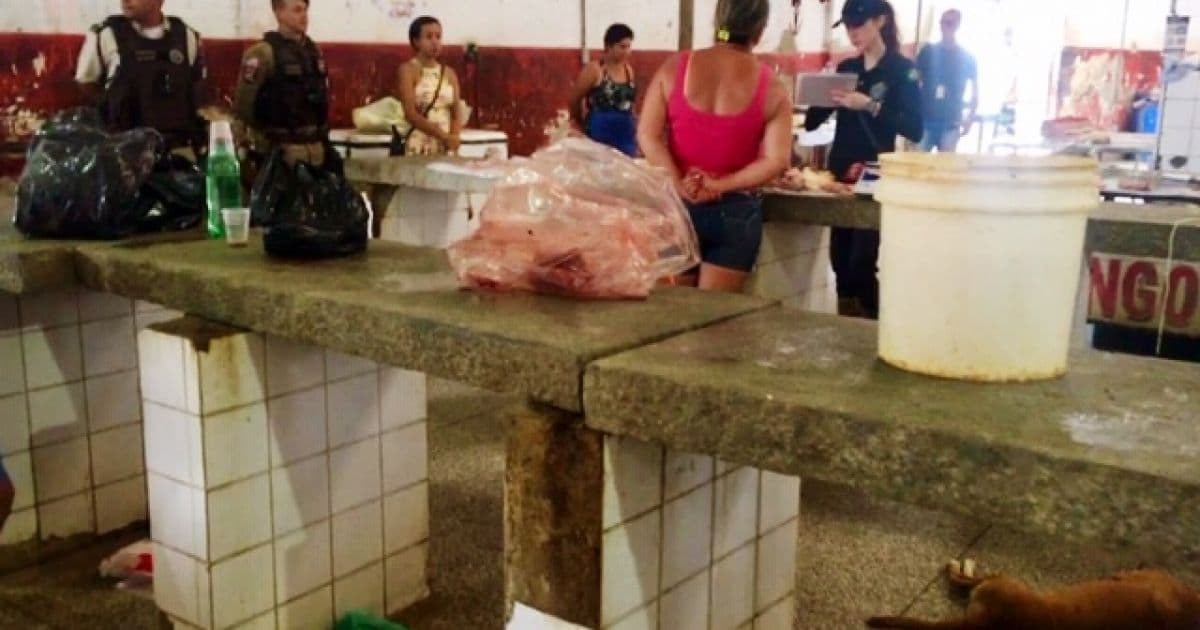 Serrinha: Ação apreende 650 kg de carne armazenados de forma irregular em mercadão