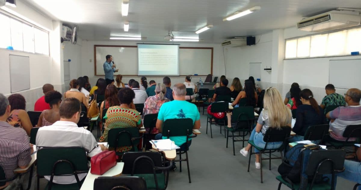 Curso prepara candidatos a conselheiros tutelares da Bahia; eleição será em outubro