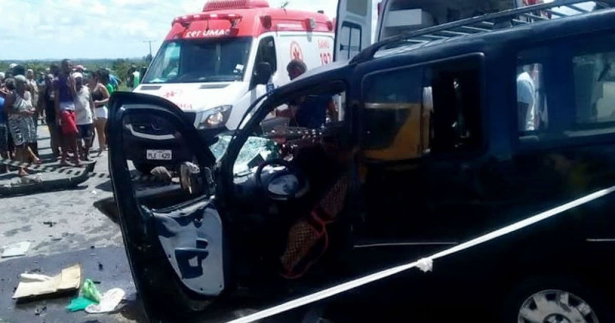Itaparica: Acidente entre ônibus escolar e carro deixa dois mortos e três feridos