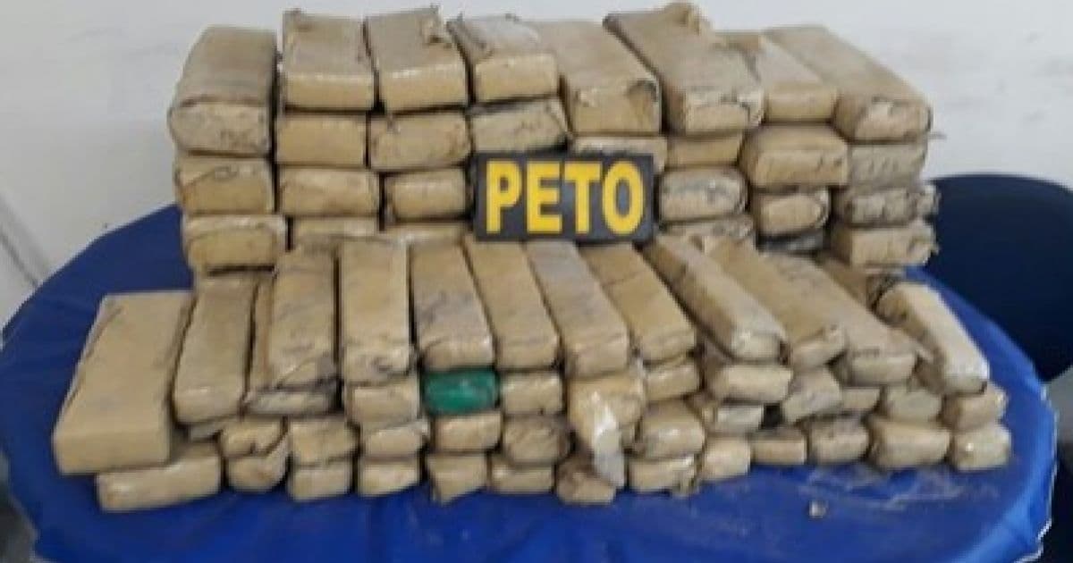 Polícia apreende 120 kg de maconha e 4 mil pedras de crack em Camaçari