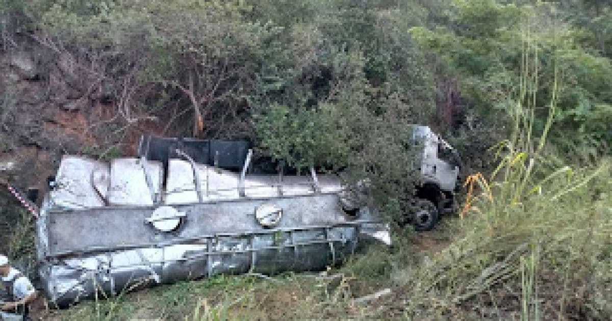 Baixa Grande: Motorista morre após caminhão tombar na BA-052