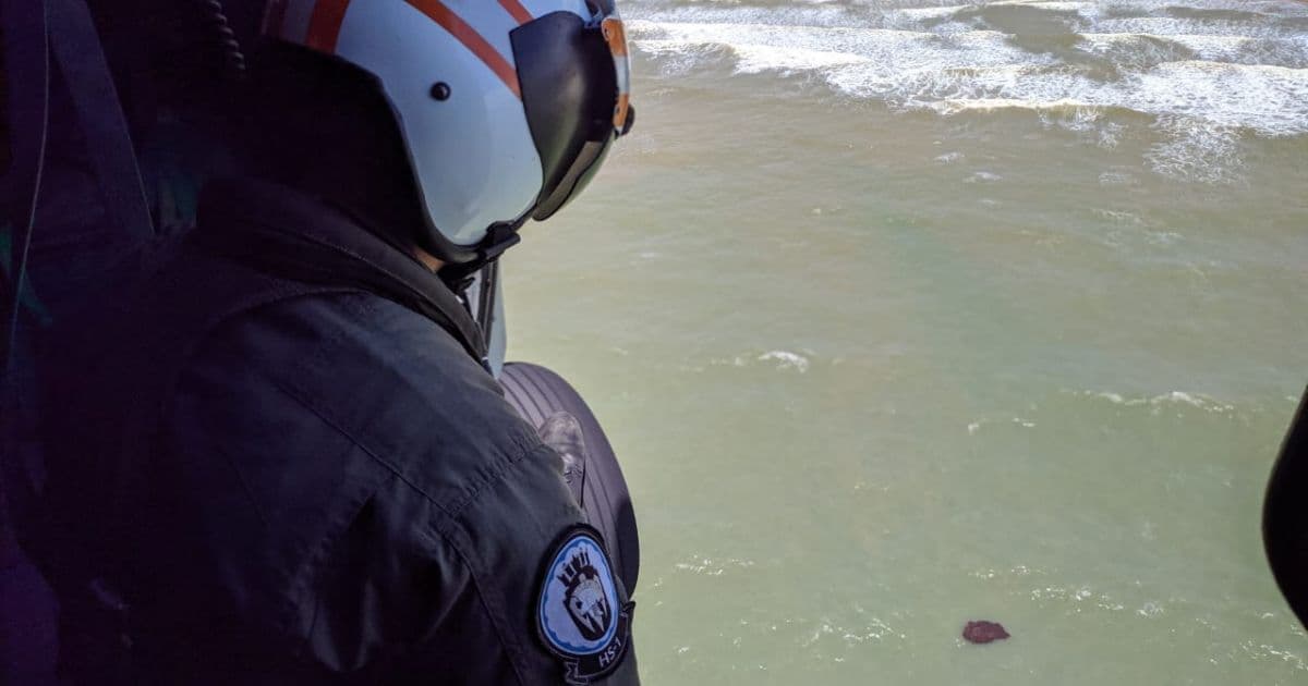 Marinha confirma: Mancha de óleo chega a Itacimirim e Guarajuba