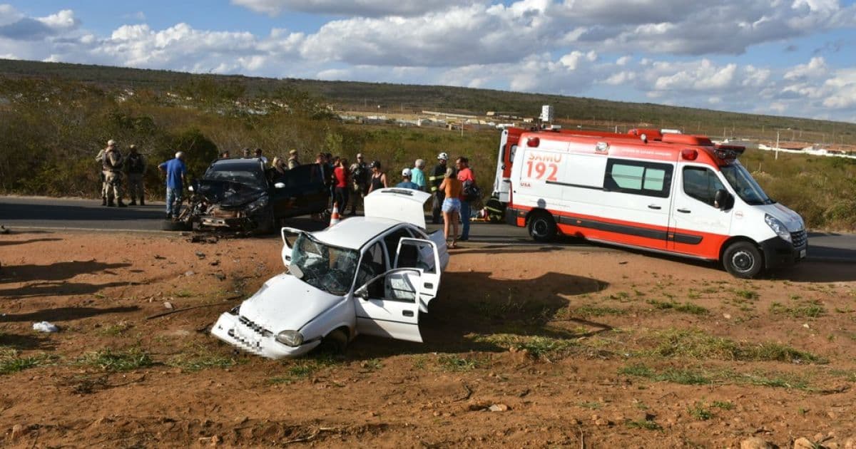 Conquista: Idosa morre e 4 ficam feridos em colisão 