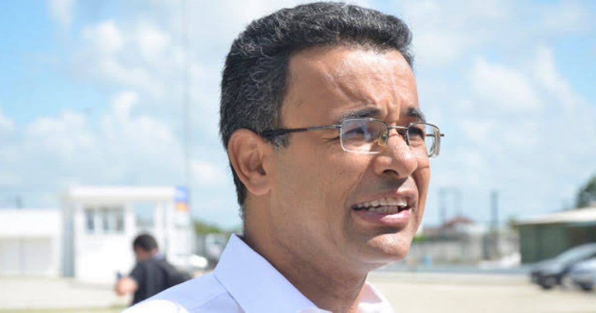 Itamaraju: Vereadores protocolam pedido de afastamento do prefeito; MP investiga o caso