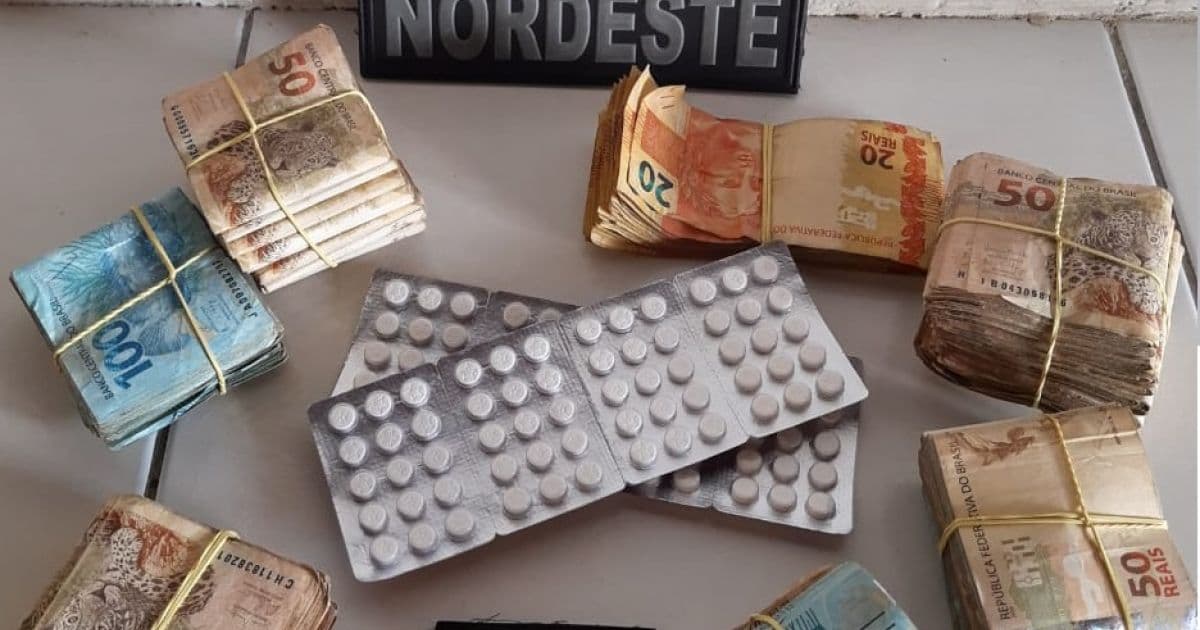 Tucano: Homem é preso com 120 comprimidos de anfetamina e R$ 58 mil