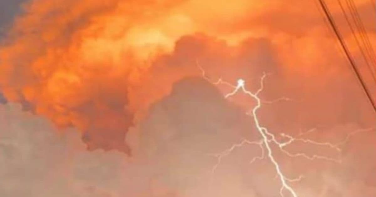 Nuvem 'cumulus nimbus' chama a atenção de moradores de Feira de Santana e região