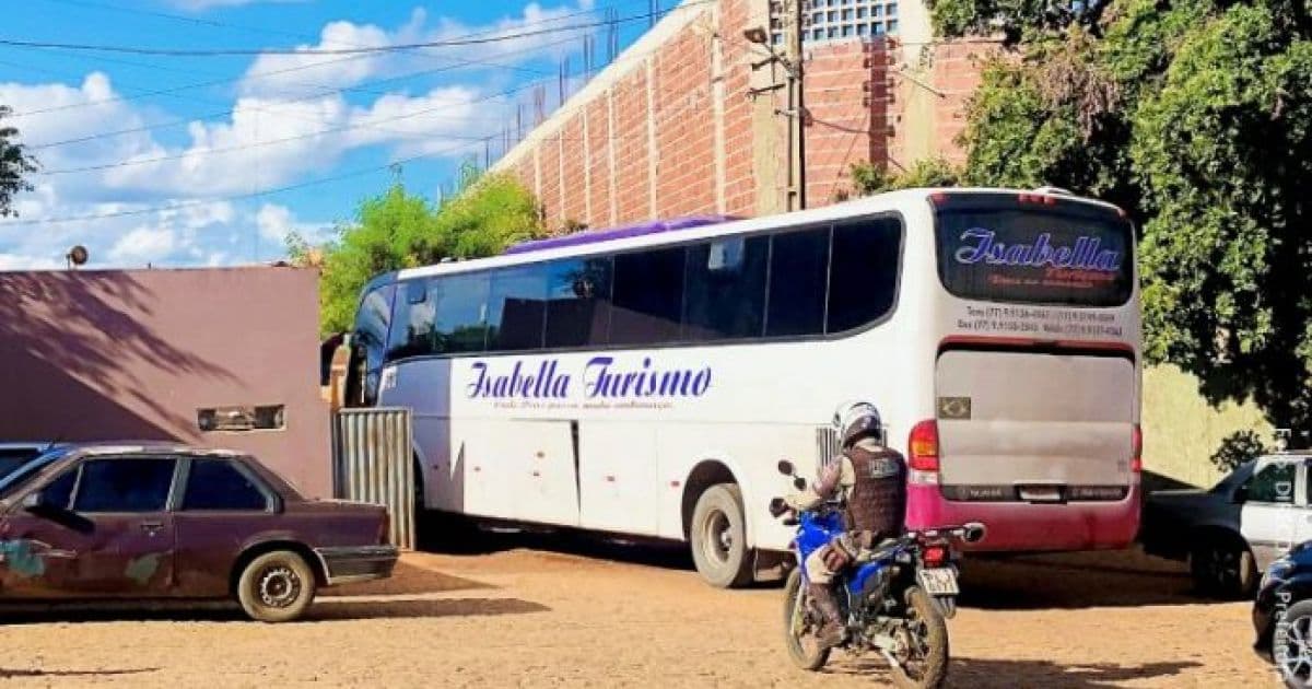 Caetité: Justiça ordena apreensão de dois ônibus de uma empresa de turismo