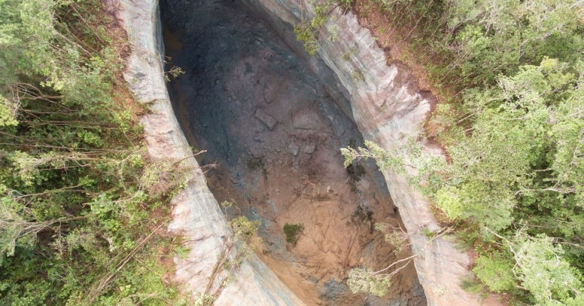 Vera Cruz: Cratera em Matarandiba chega a 110 metros de comprimento após 2 anos