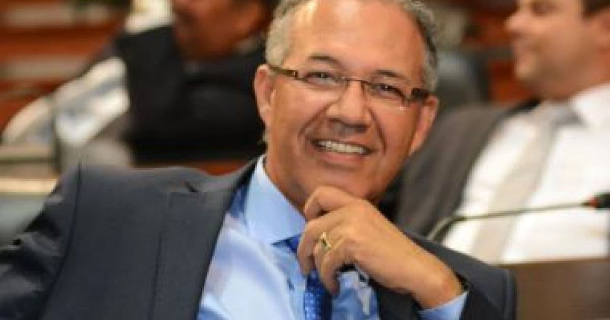 Pré-candidato à prefeitura em Feira de Santana, Carlos Geilson deixa governo estadual