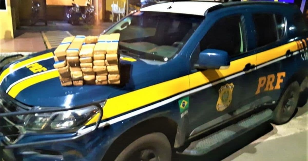 Itabuna: Casal é preso após polícia encontrar quase 30 kg de maconha em mala de carro