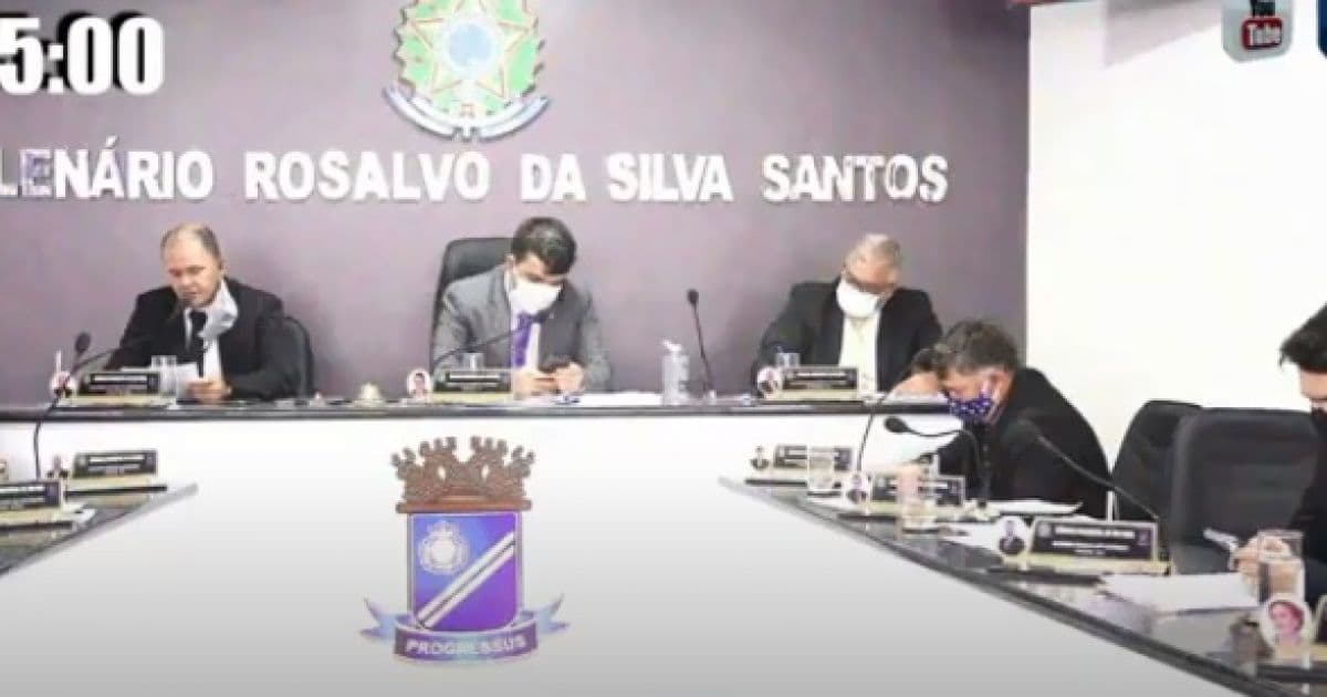 Rio Real: Câmara rejeita contas de ex-prefeito Orlando do Banco