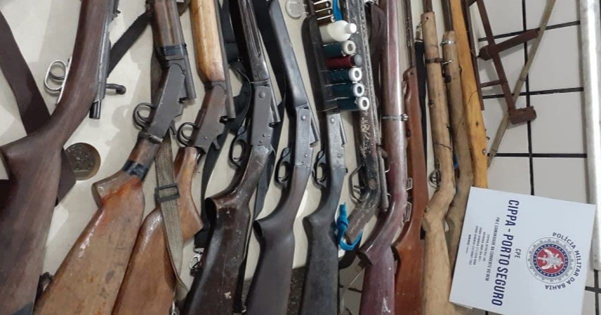 Maraú: Polícia ambiental apreende 13 armas em acampamento de caçadores