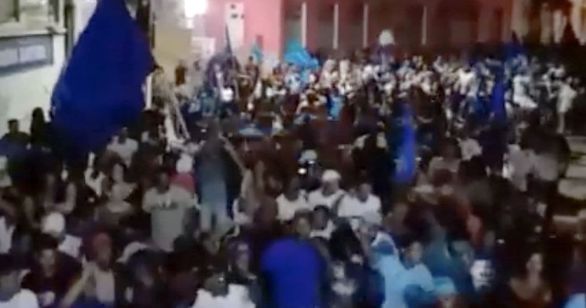 Nazaré: Evento de prefeita gera aglomeração em meio a decretos contra Covid-19