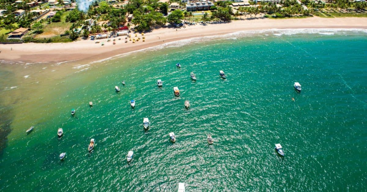 Camaçari se torna único município do Nordeste a ter duas praias com Selo Bandeira Azul