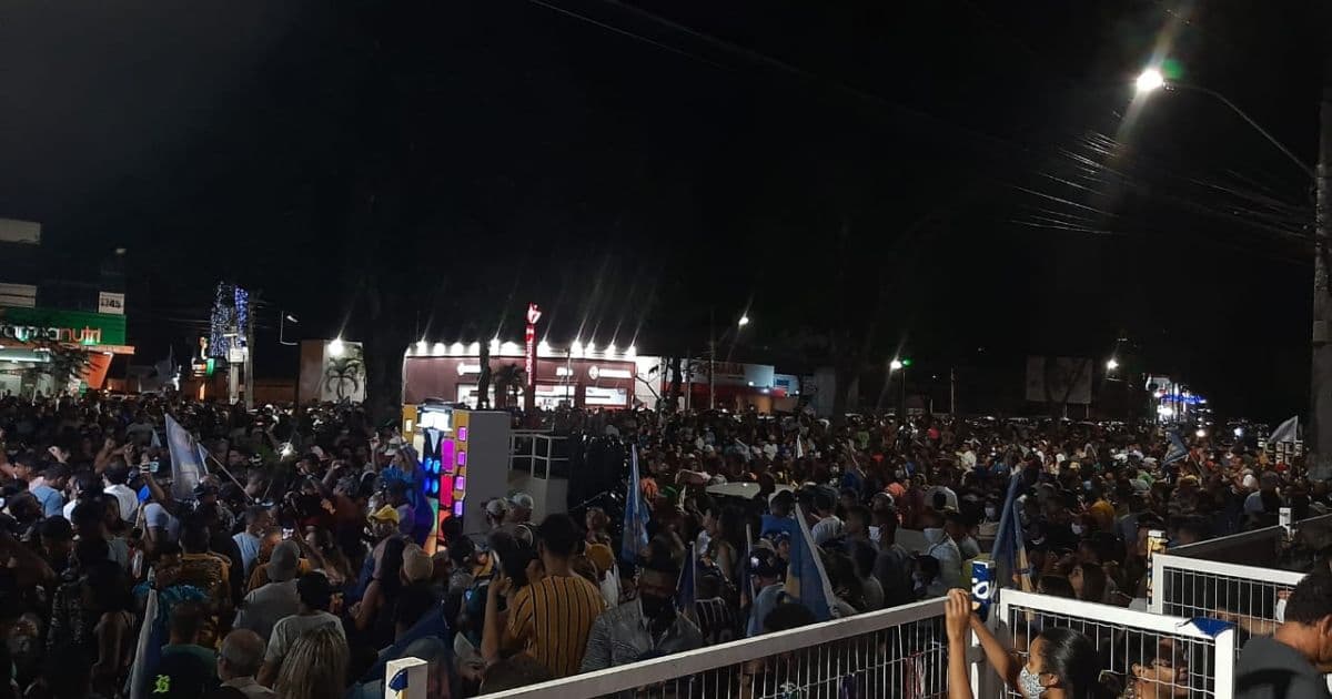 Feira de Santana: Multidão se aglomera para carreata com Colbert e Zé Ronaldo