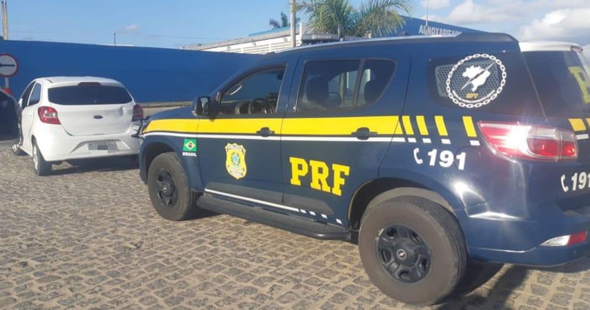 Carro roubado há dois anos no sul do Brasil é recuperado em Eunápolis 