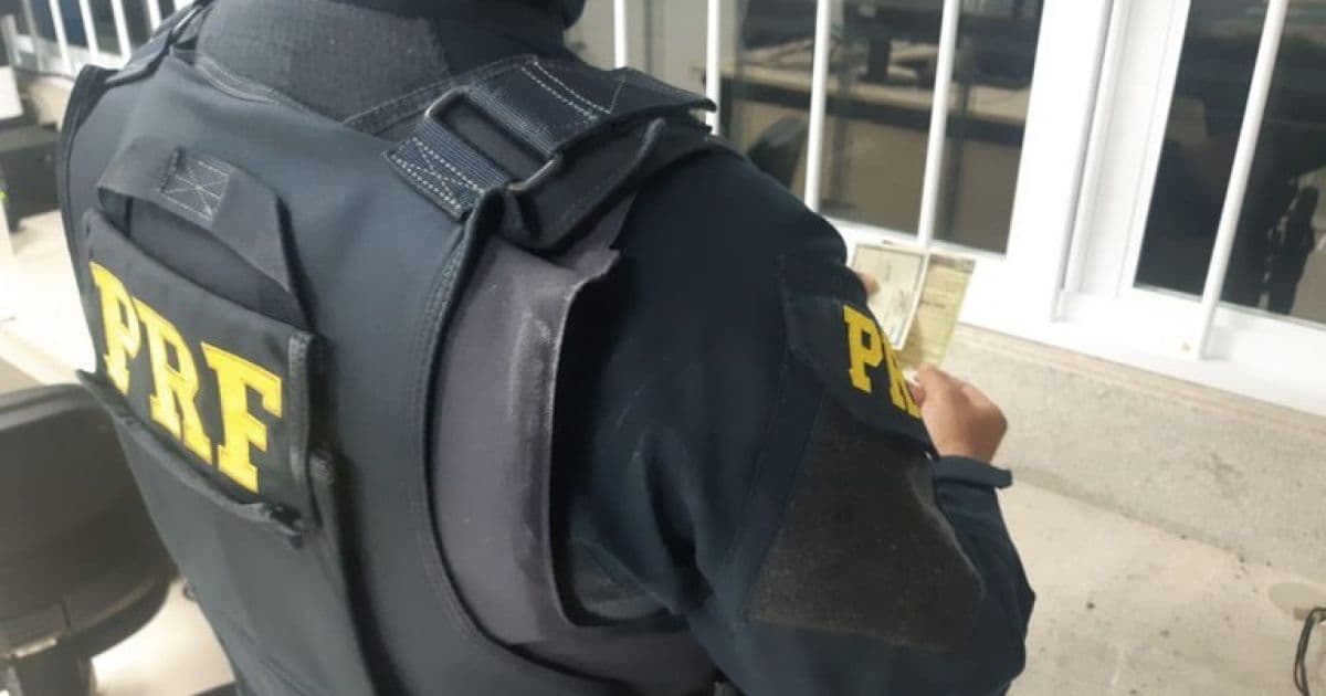 Conquista: Dois passageiros são presos por viajar com documento falso