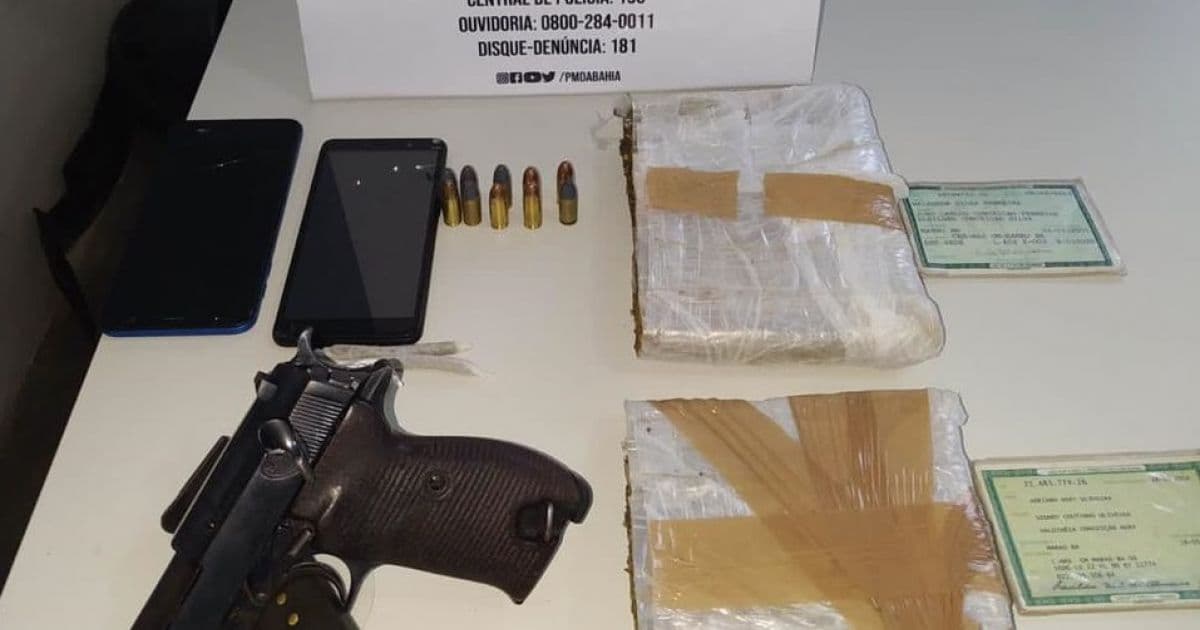 Ubaitaba: Pistola e 2 kg de maconha encontrados em ônibus intermunicipal