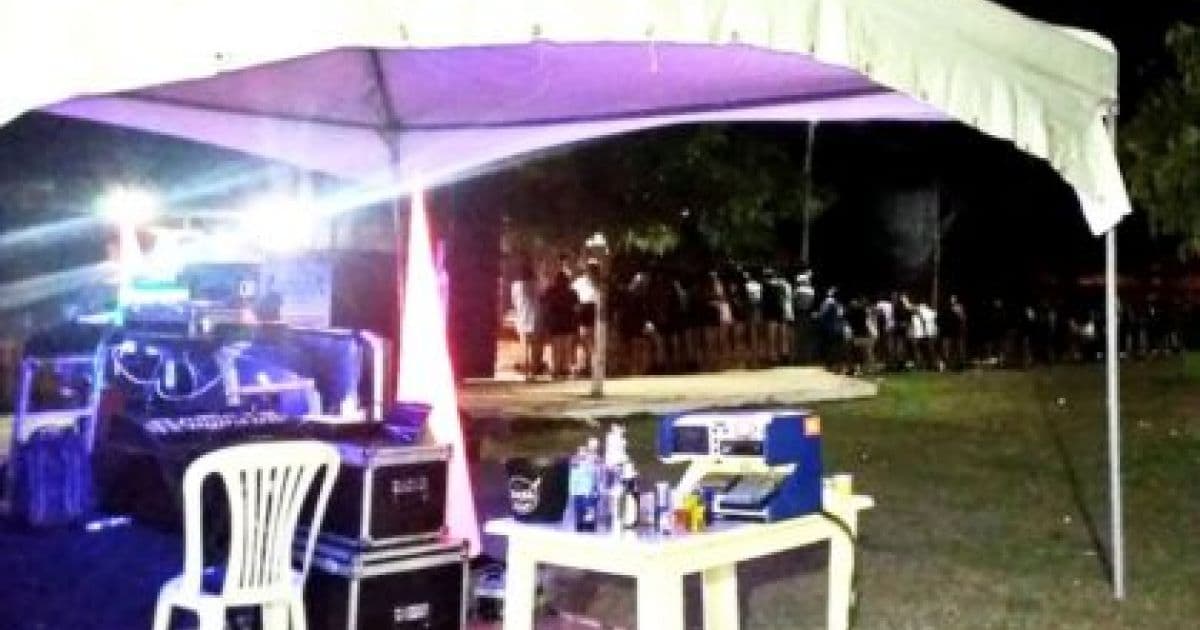 Vitória da Conquista: Policiais encerram festa clandestina com 250 pessoas