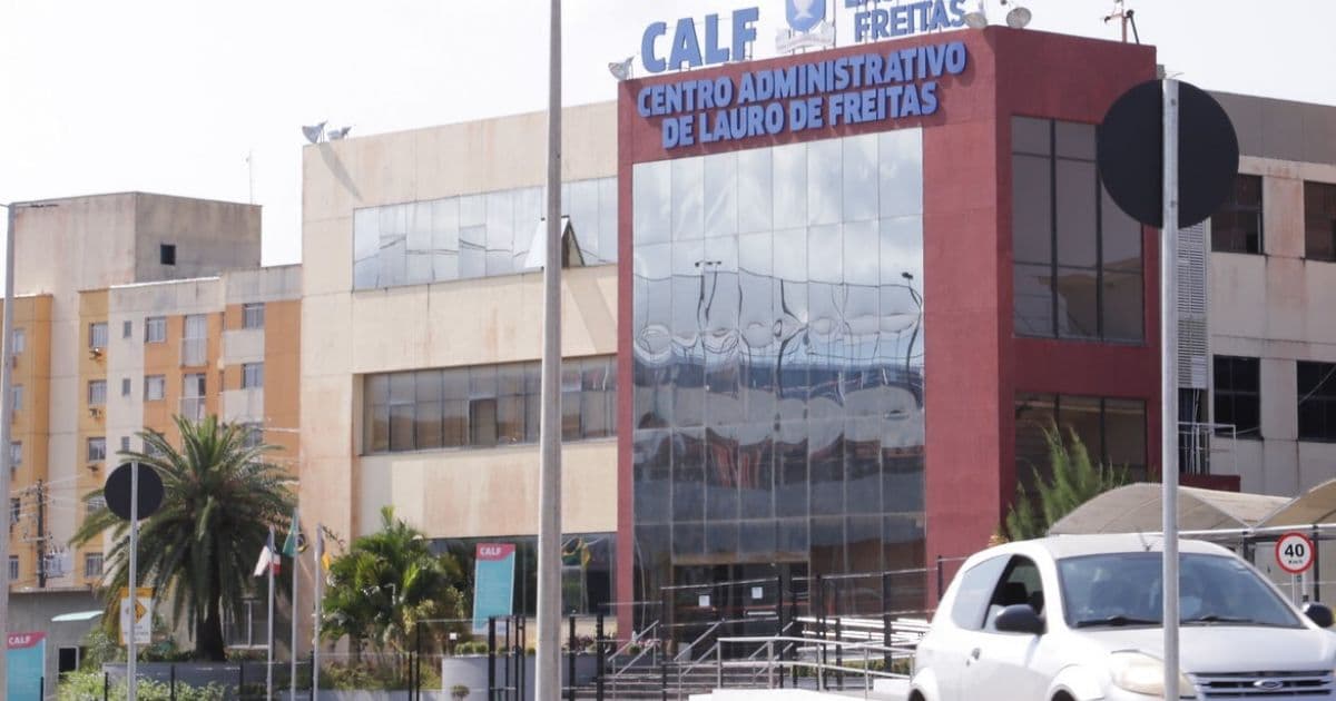 Professores de Lauro ocuparão centro administrativo em forma de protesto