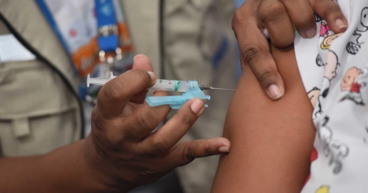 Cidades rebatem dados disponibilizados sobre índices de vacinados 