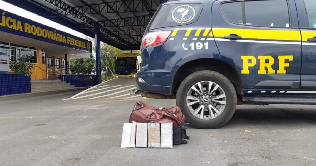 Conquista: Passageira é presa com 4 kg de cocaína; jovem levava droga em ônibus