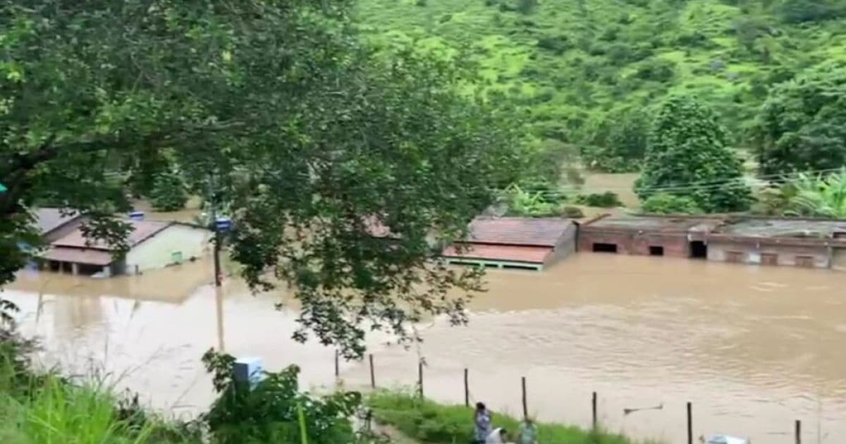 Jucuruçu e comunidade de Itamaraju seguem isoladas após chuvas