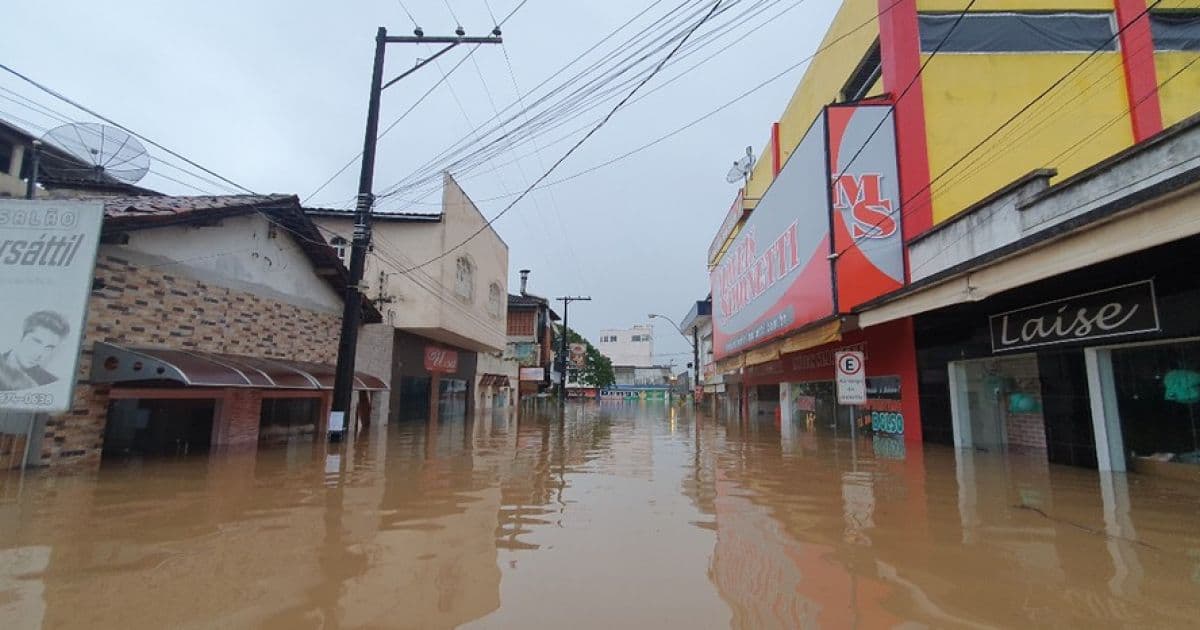 Estragos das chuvas já fazem sete vítimas e 3,7 mil desabrigados na Bahia, aponta Sudec 
