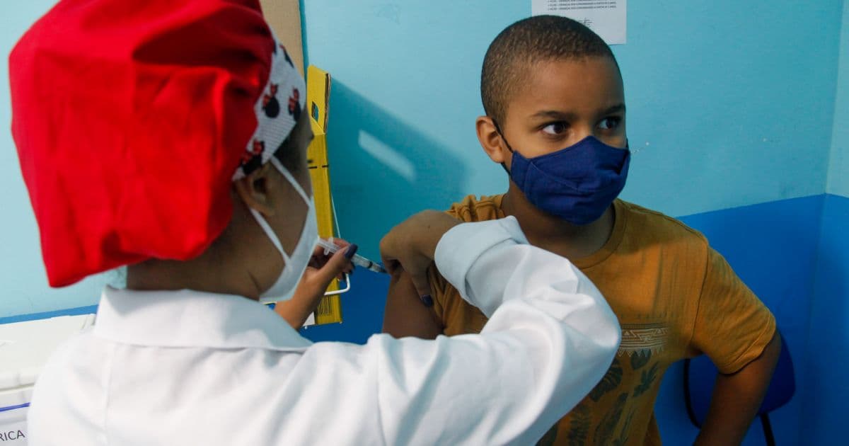 Mais de 200 municípios baianos não registraram vacinação de crianças contra a Covid