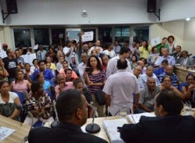 Câmara de Lauro de Freitas aprova Lei polêmica em meio a protestos