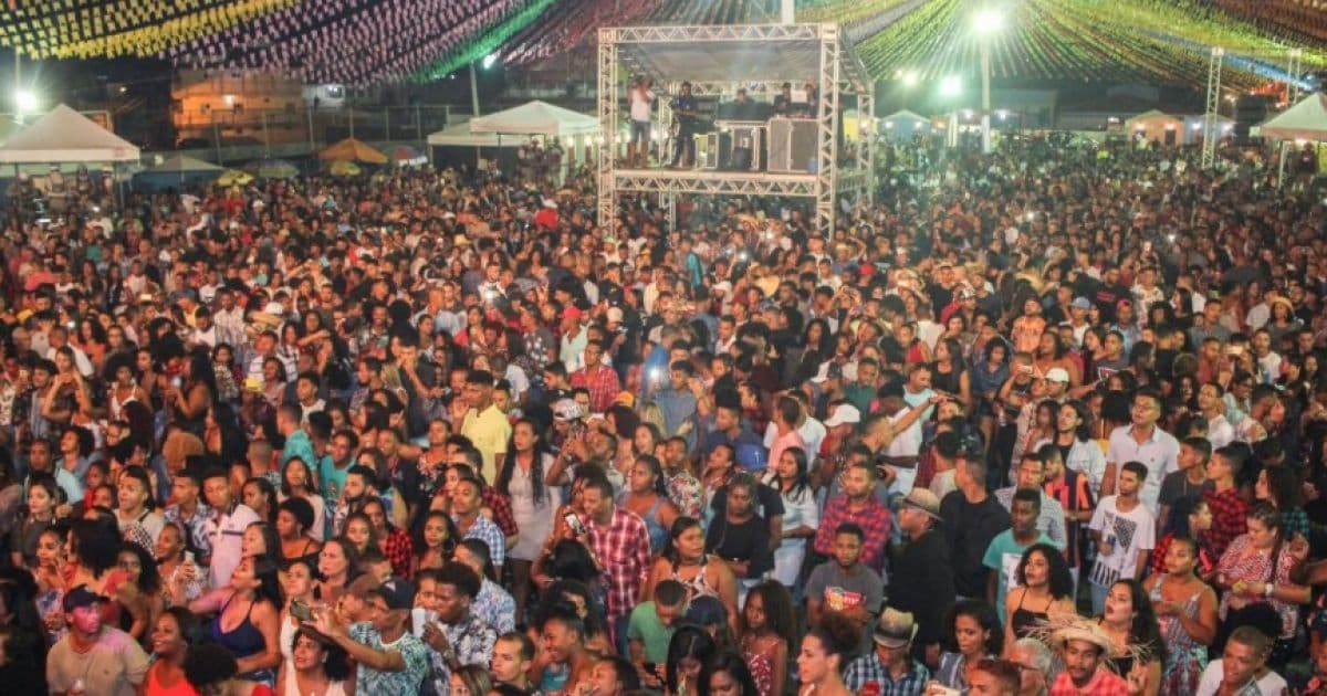 Prefeitura de Candeias anuncia atrações do 'Arraiá do Aconchego 2022'; saiba quem são
