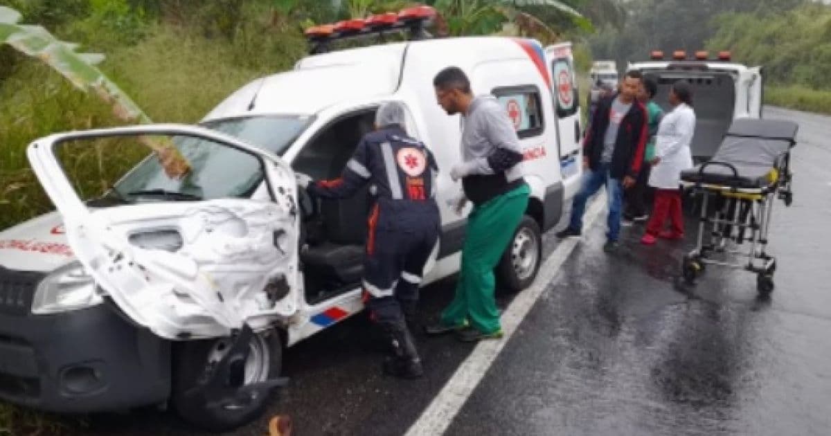 Ubatã: Motorista de ambulância e técnica morrem em colisão na BR-330