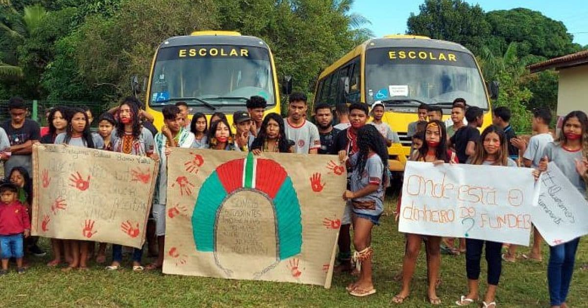 Porto Seguro: Comunidade indígena reclama de falta de transporte para estudantes