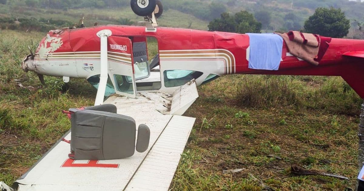 Rui Barbosa: Avião emborca após pouso forçado em zona rural