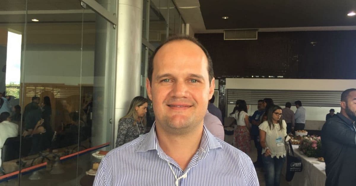 'Não houve entendimento prévio', diz Júlio Pinheiro sobre candidatura de Quinho à UPB