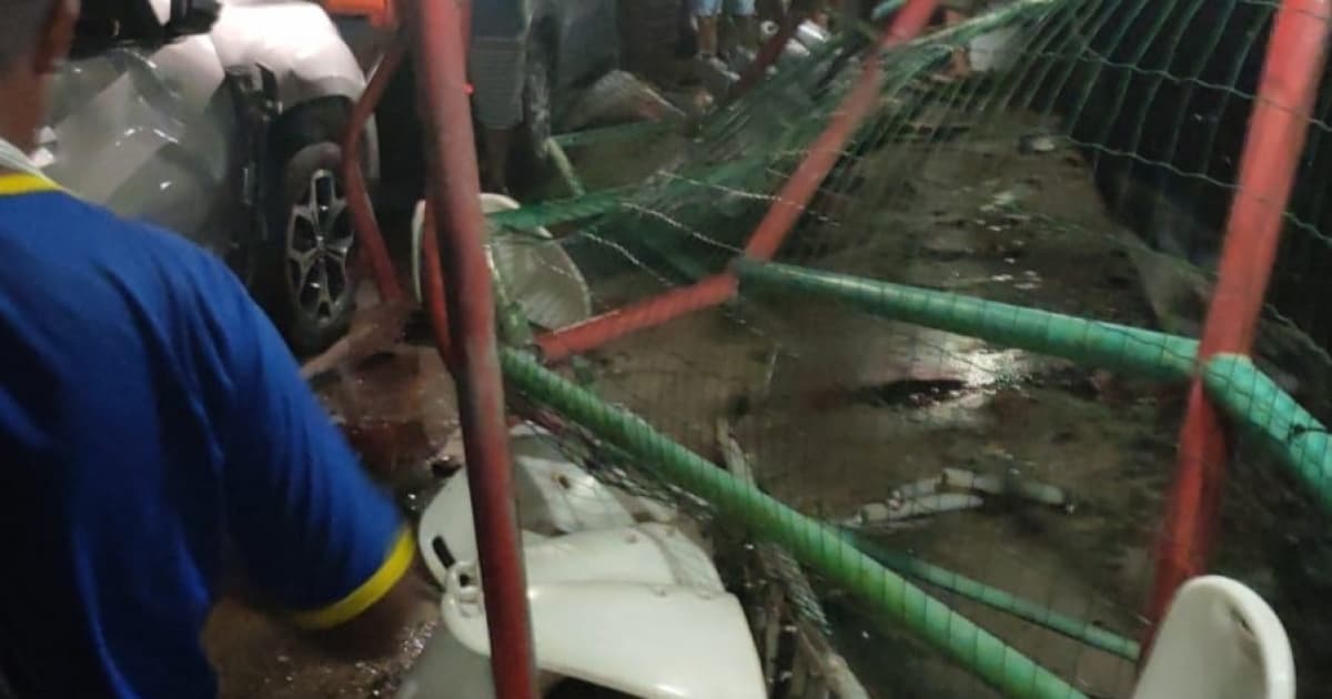VÍDEO: Choque entre balsas em Porto Seguro deixa feridos
