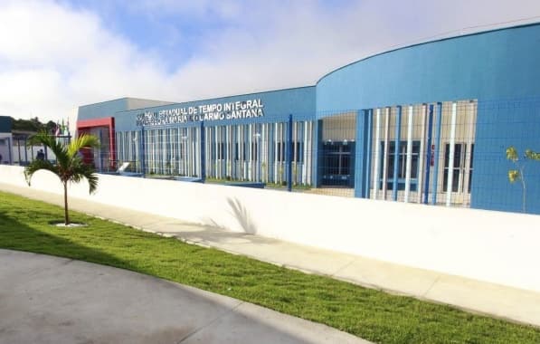 Governo do Estado entrega novo colégio de tempo integral em Aramari