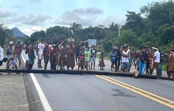 Indígenas baianos protestam contra marco temporal que volta a ser julgado no STF