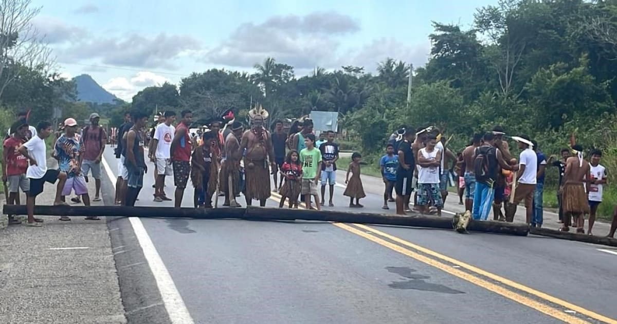 Indígenas baianos protestam contra marco temporal que volta a ser julgado no STF