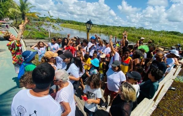 Moradores de Praia do Forte realizam manifestação na Vila neste domingo