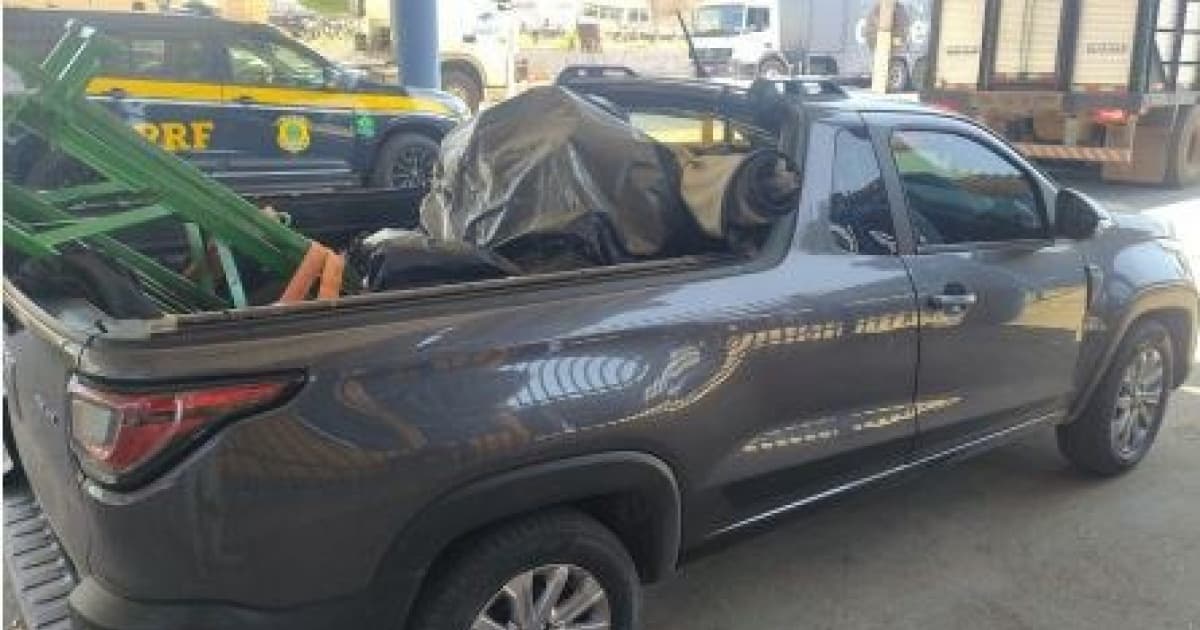 PRF recupera caminhonete roubada em Barreiras 
