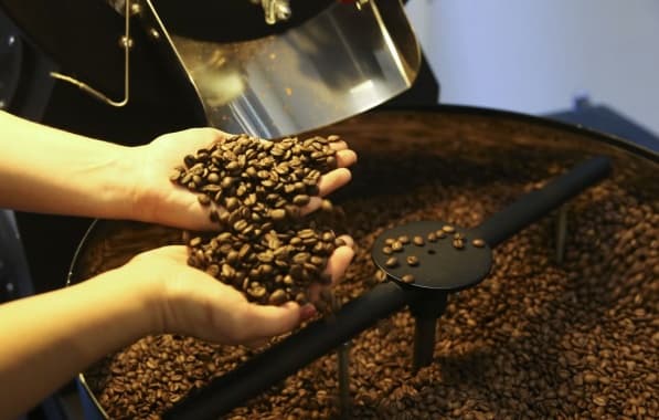 MP aciona empresa de café por vender produto impróprio para consumo em Brumado; relatório aponta resíduos de casca no café 