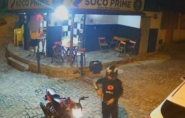 Três morrem após troca de tiros entre policial e suspeitos no interior baiano; câmera flagrou ação