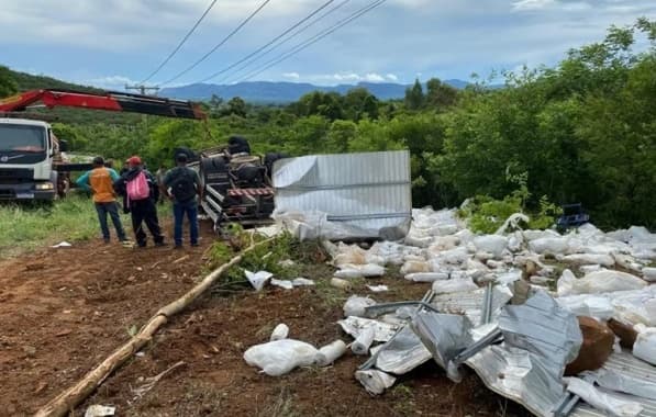Motorista morre após tombo de caminhão na Serra das Almas