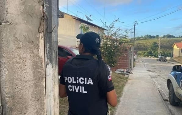 Polícia apreende carros usados por “pastor do tráfico” na região de Feira de Santana 