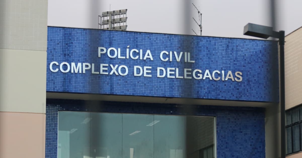 Dupla acusada de integrar grupo criminoso é presa com armas e drogas na Bahia