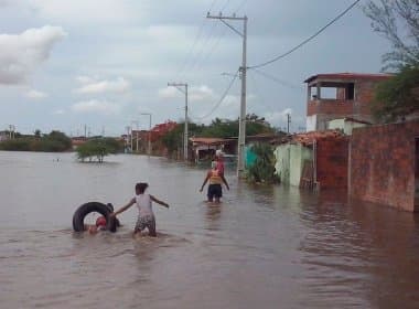 Adutora rompe e fornecimento de água é suspenso em Riachão do Jacuípe