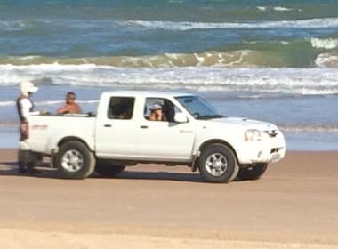 Litoral Norte: PM faz ação em Massarandupió contra ação de veículos em praias