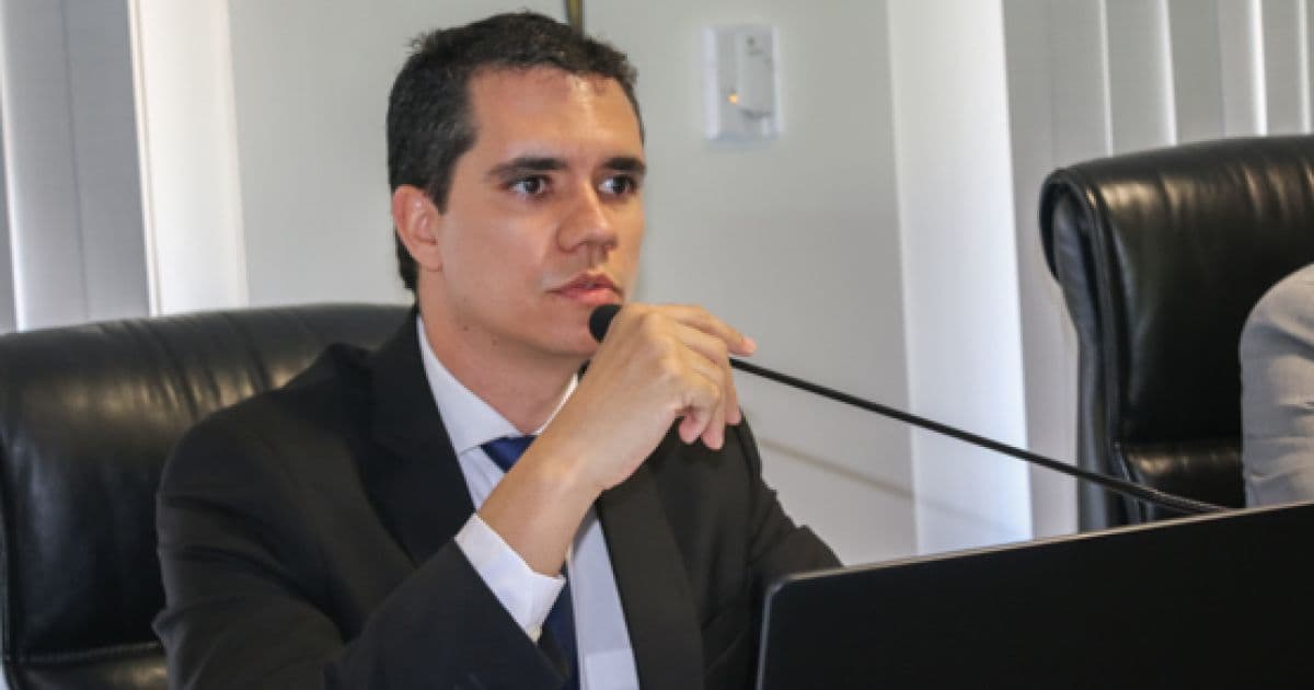 Novo procurador-geral de Contas do TCE-BA toma posse para biênio 2019/2021